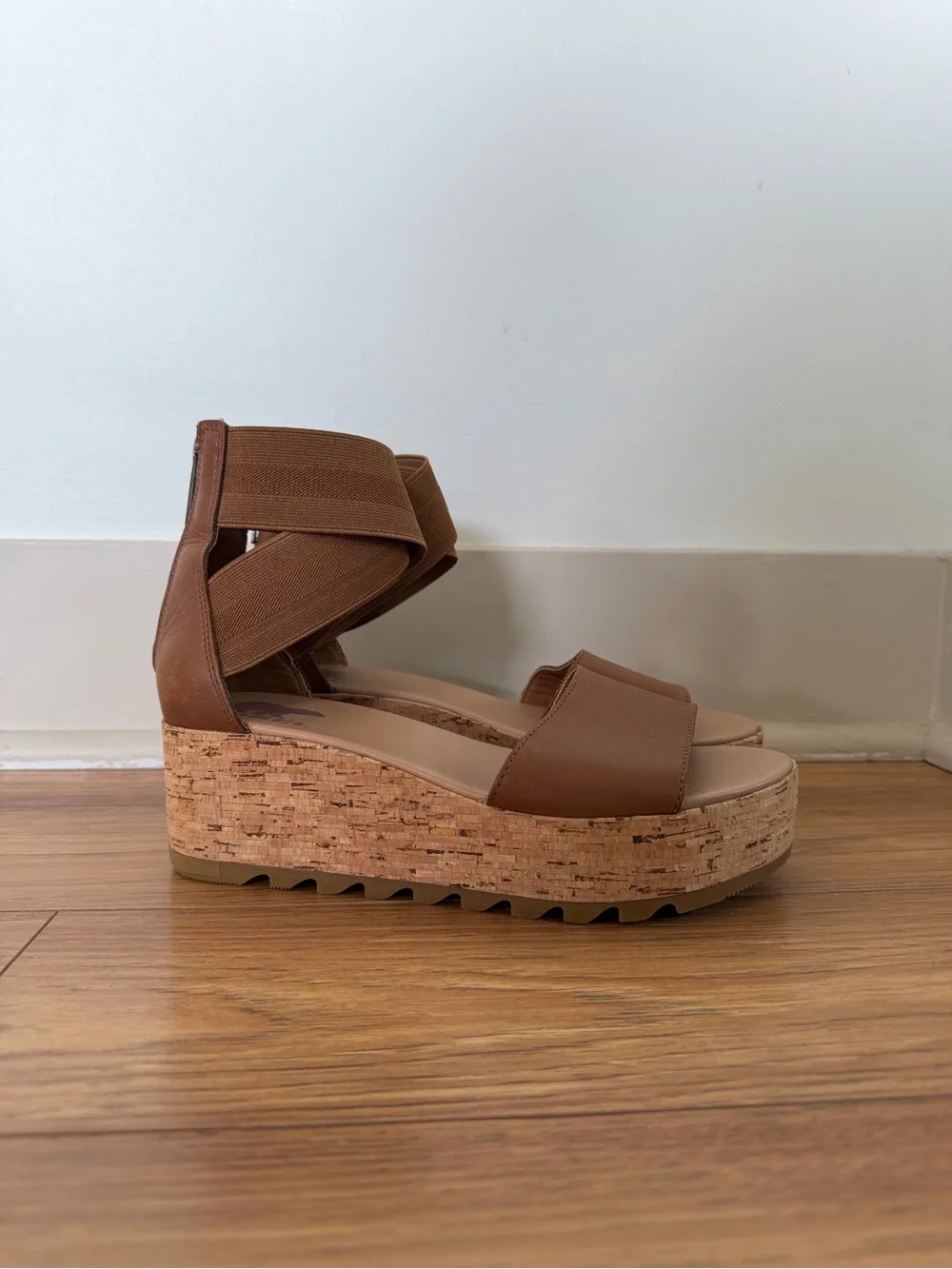 SOREL Women's Cameron Flatform Ankle Strap Sandal - Brown